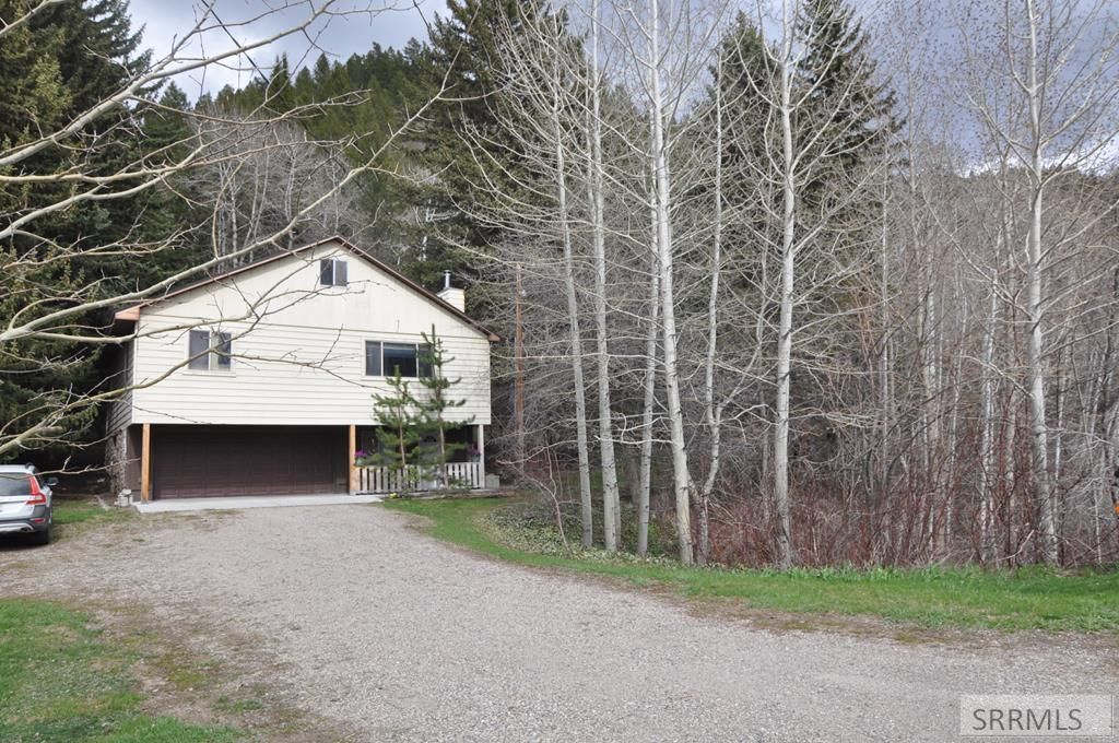 MLS #2142386 image #0