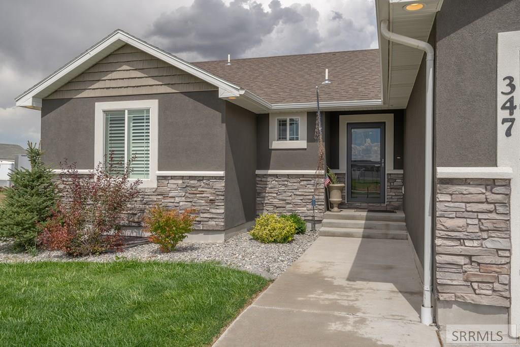 MLS #2174458 image #0