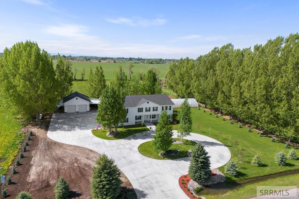 MLS #2174874 image #0