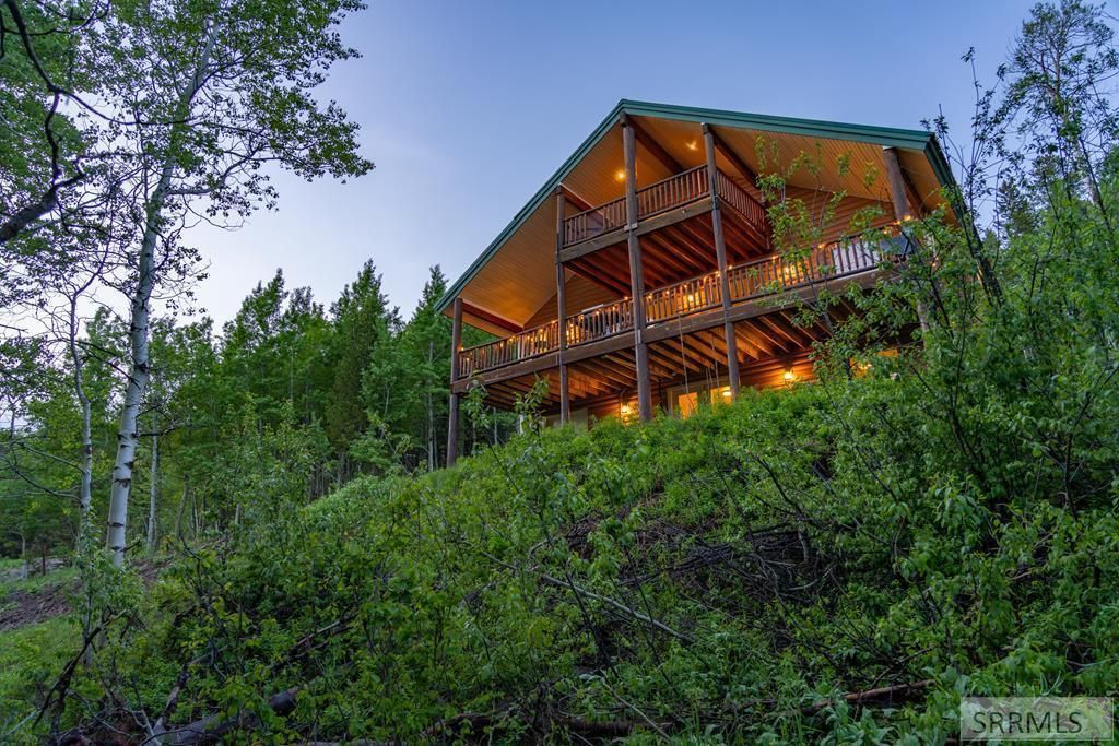 MLS #2175237 image #0