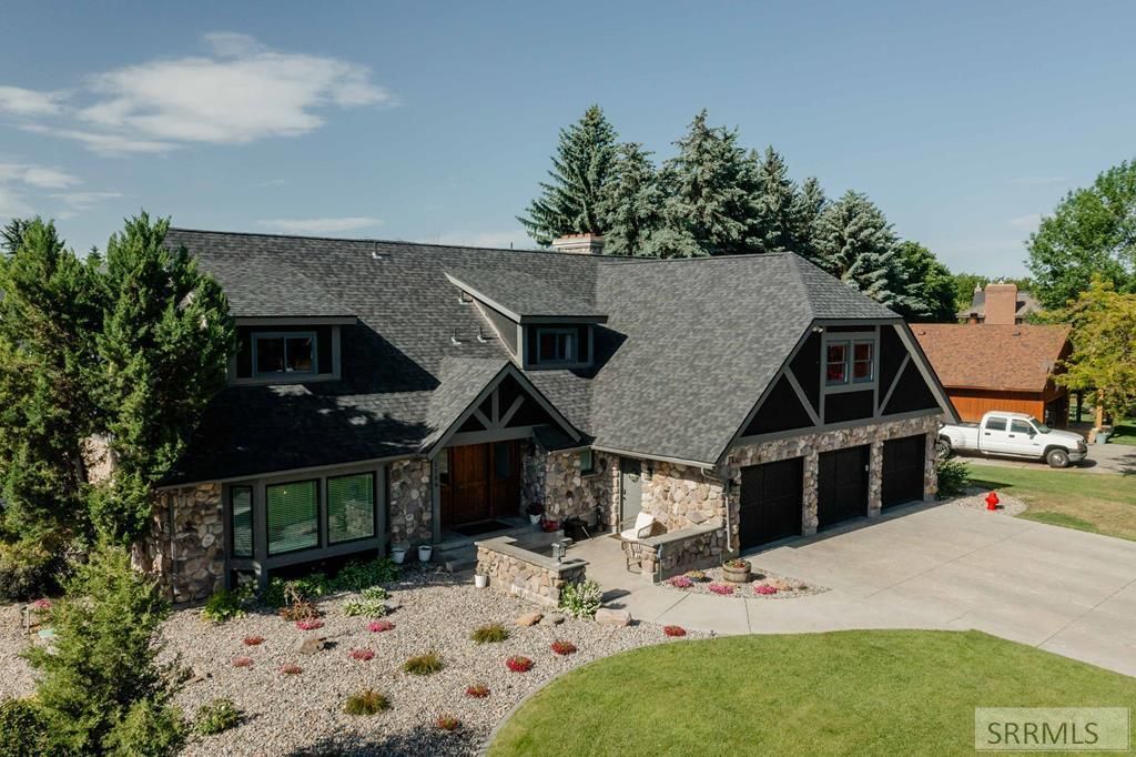 MLS #2175636 image #0