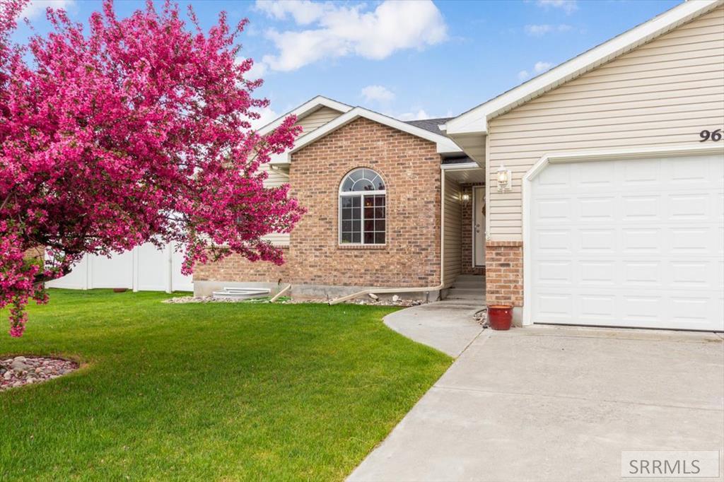 MLS #2176613 image #0