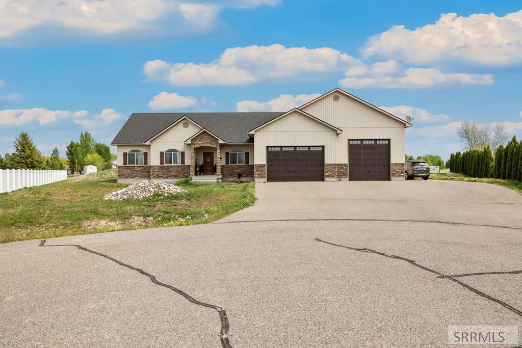 MLS #2176676 image #0
