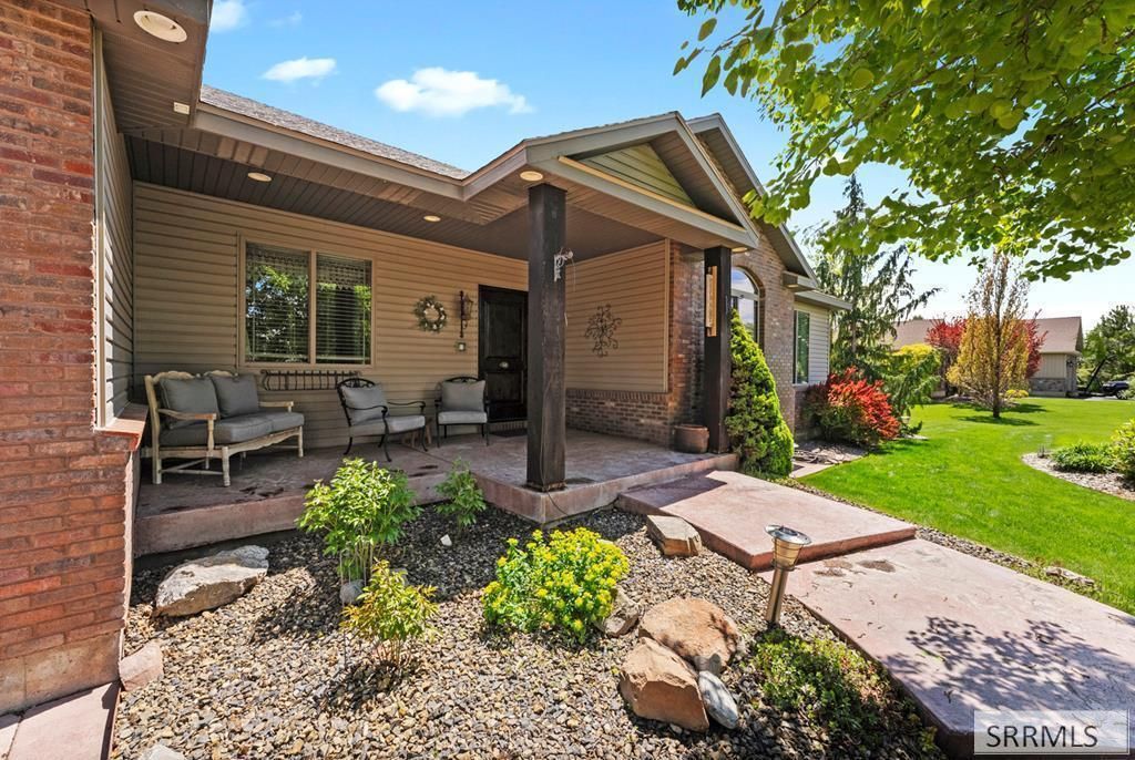 MLS #2176814 image #0