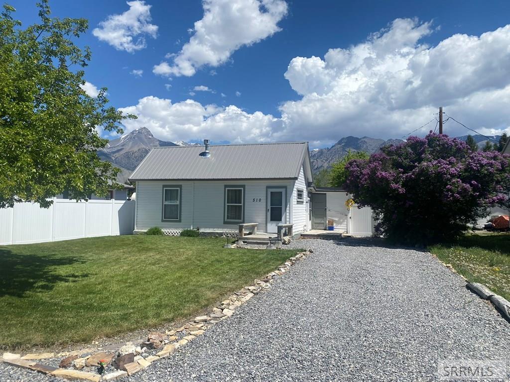 MLS #2177012 image #0