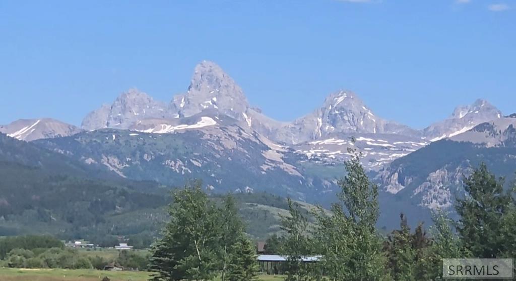 MLS #2177790 image #0