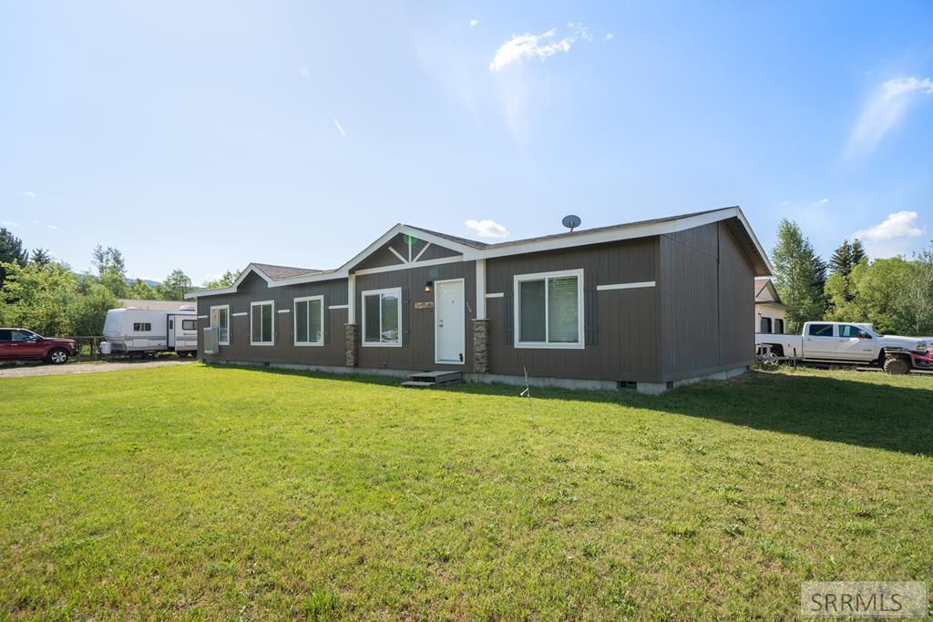 MLS #2178407 image #0