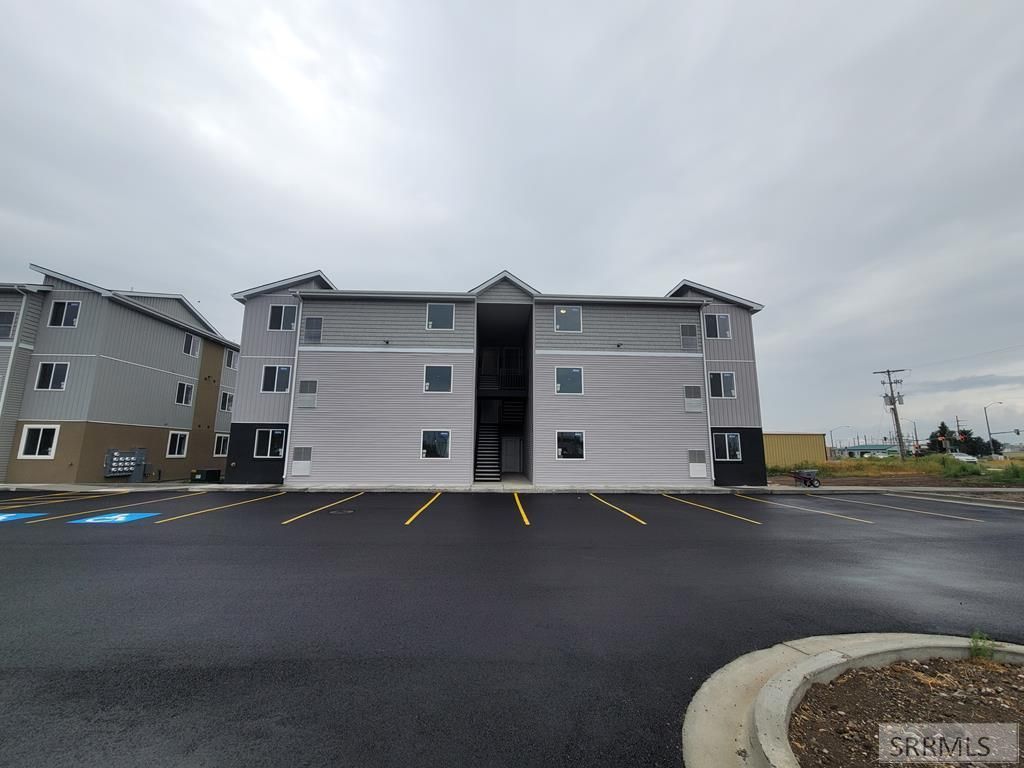 MLS #2178457 image #0