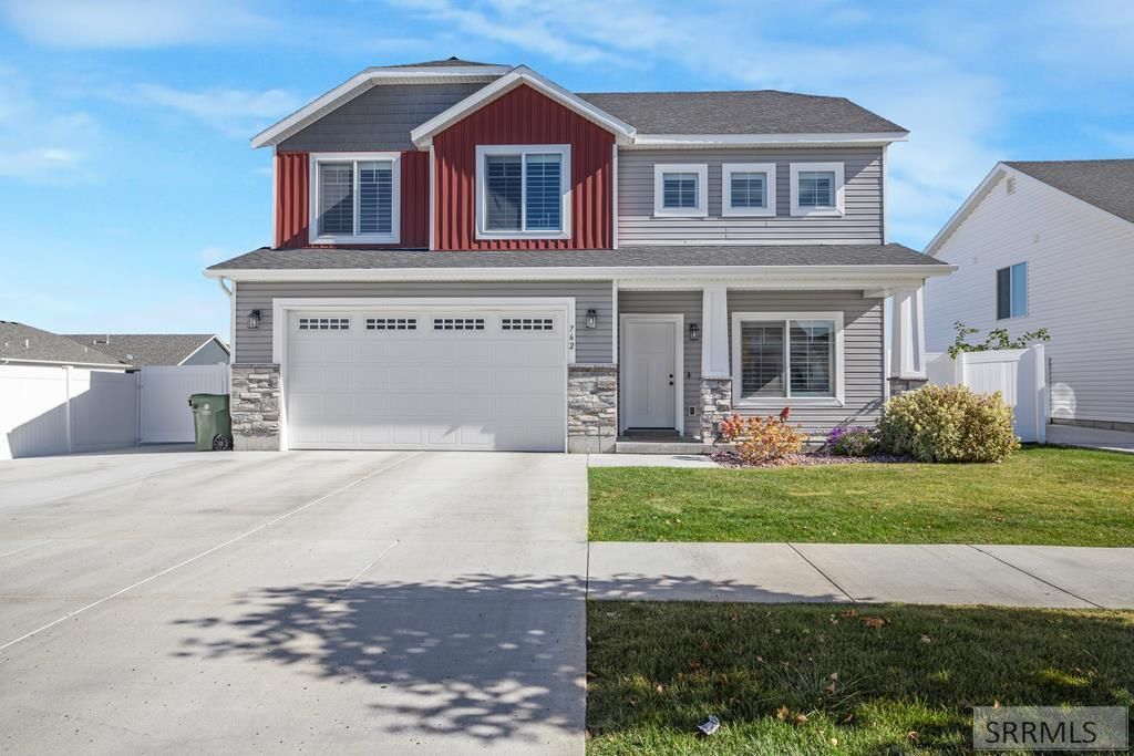 MLS #2178558 image #0