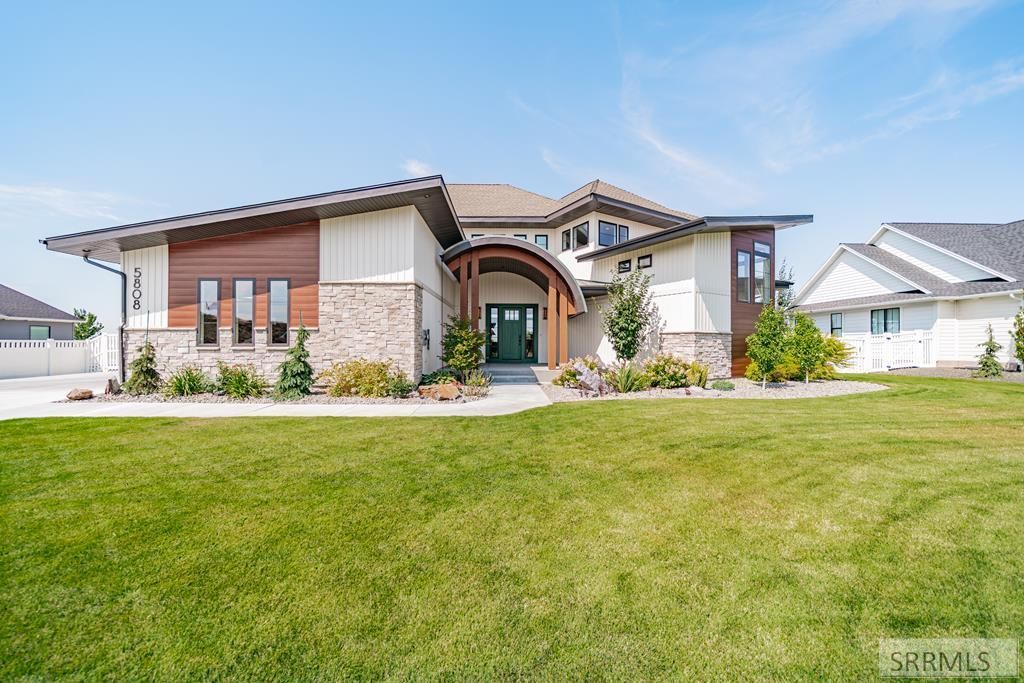 MLS #2178972 image #0