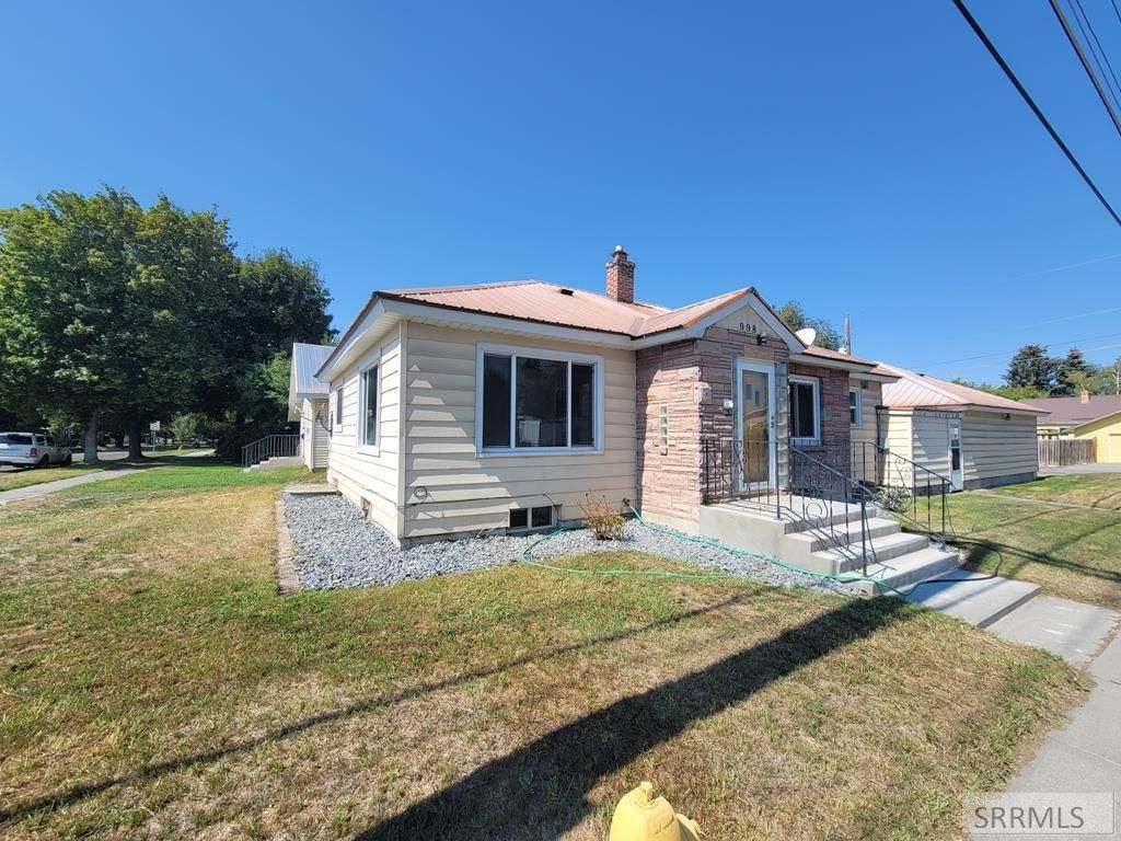MLS #2179437 image #0