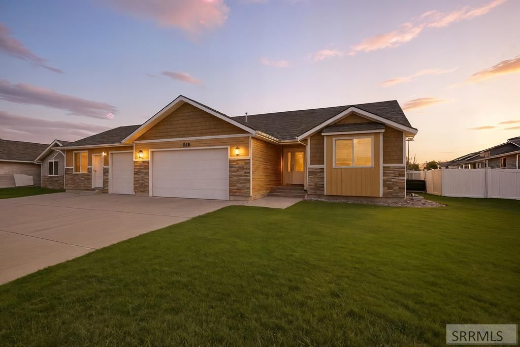 MLS #2179495 image #0