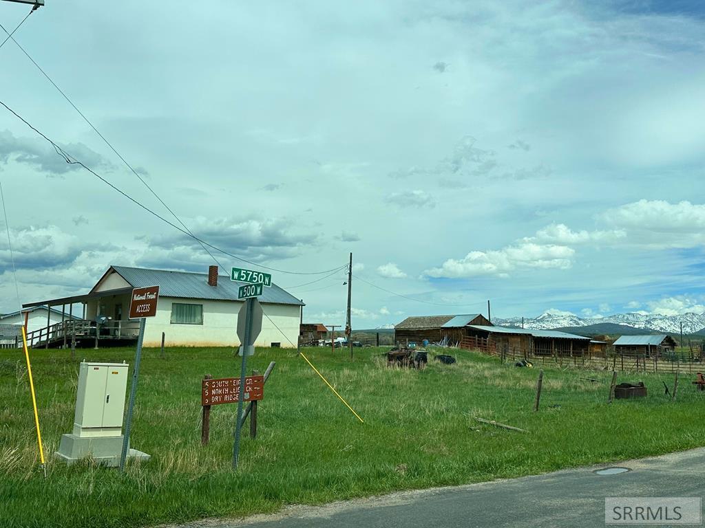 MLS #2179496 image #0