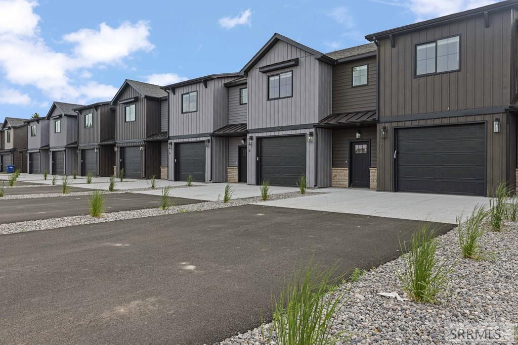 MLS #2179642 image #0