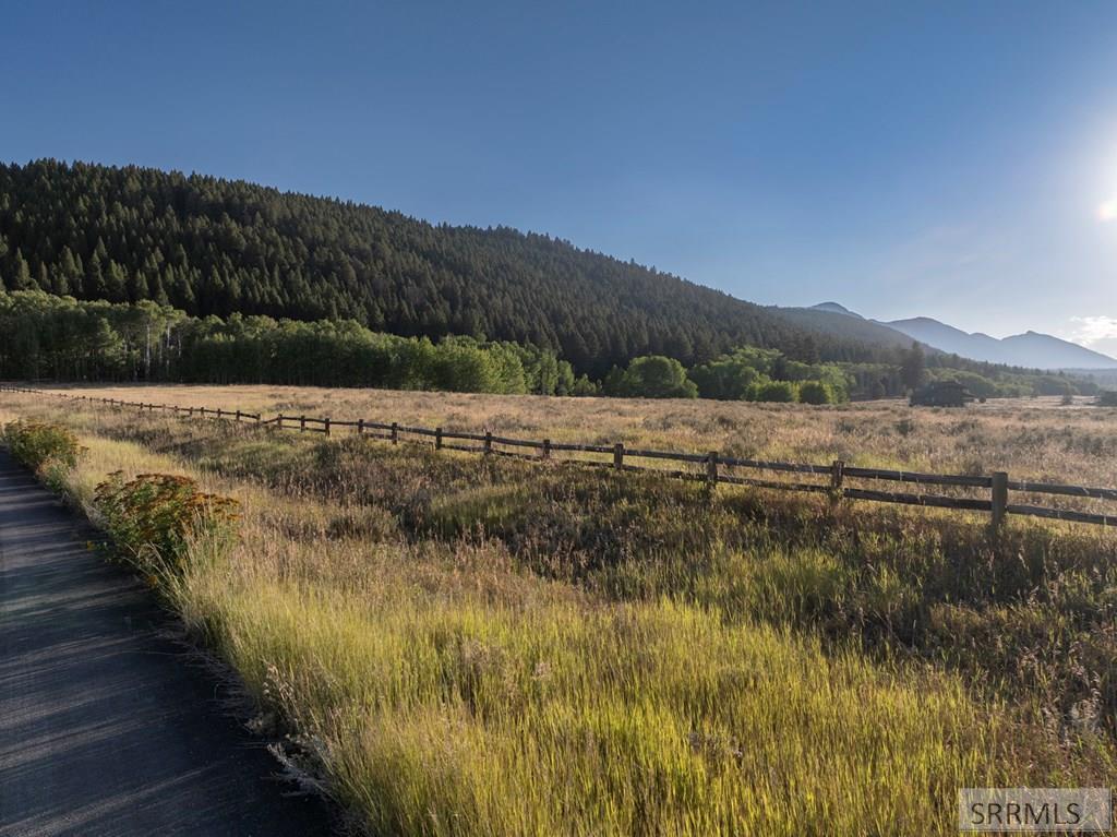 MLS #2179845 image #0