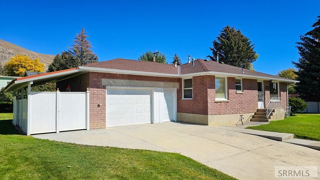 MLS #2180043 image #0