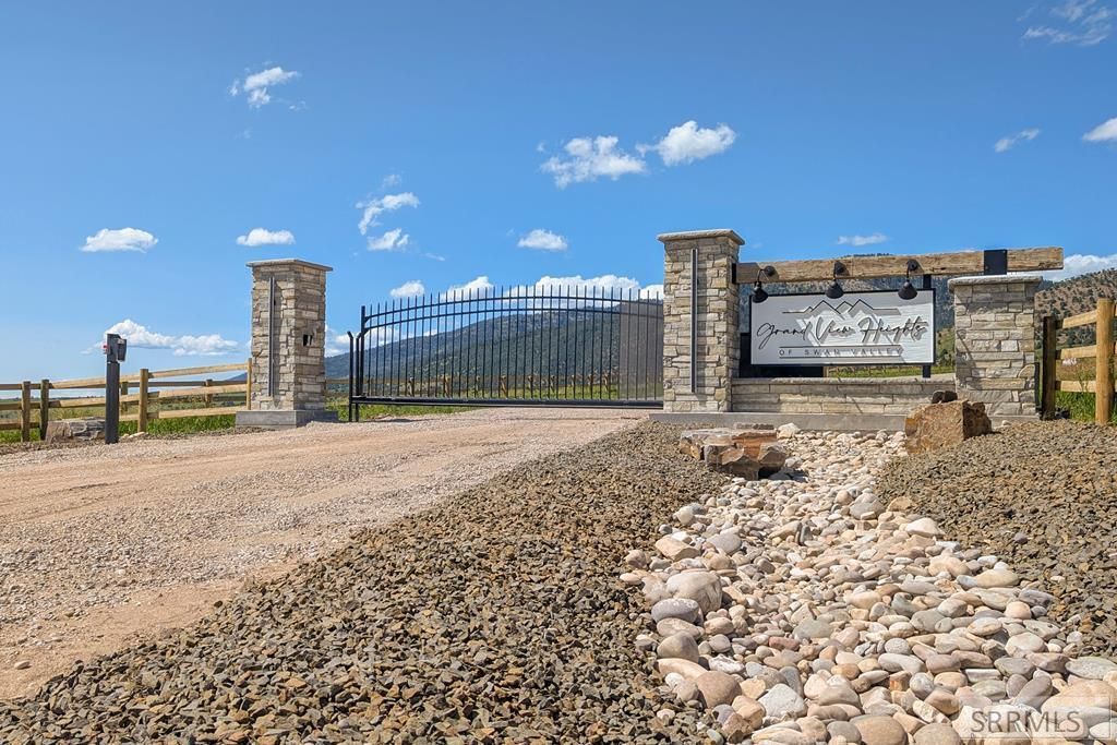 MLS #2180293 image #0