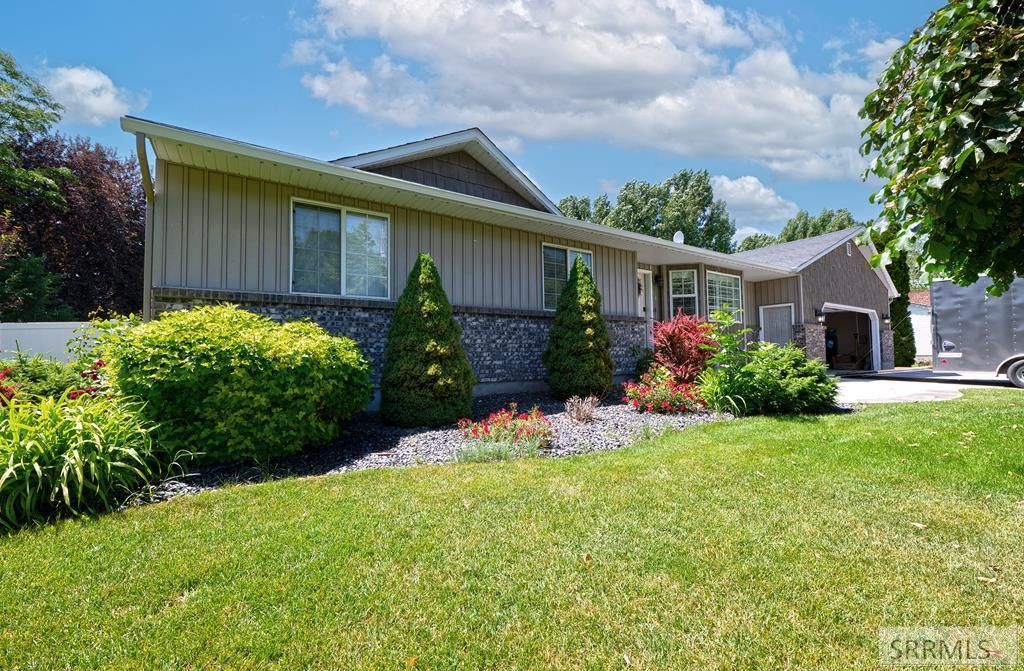 MLS #2180492 image #0