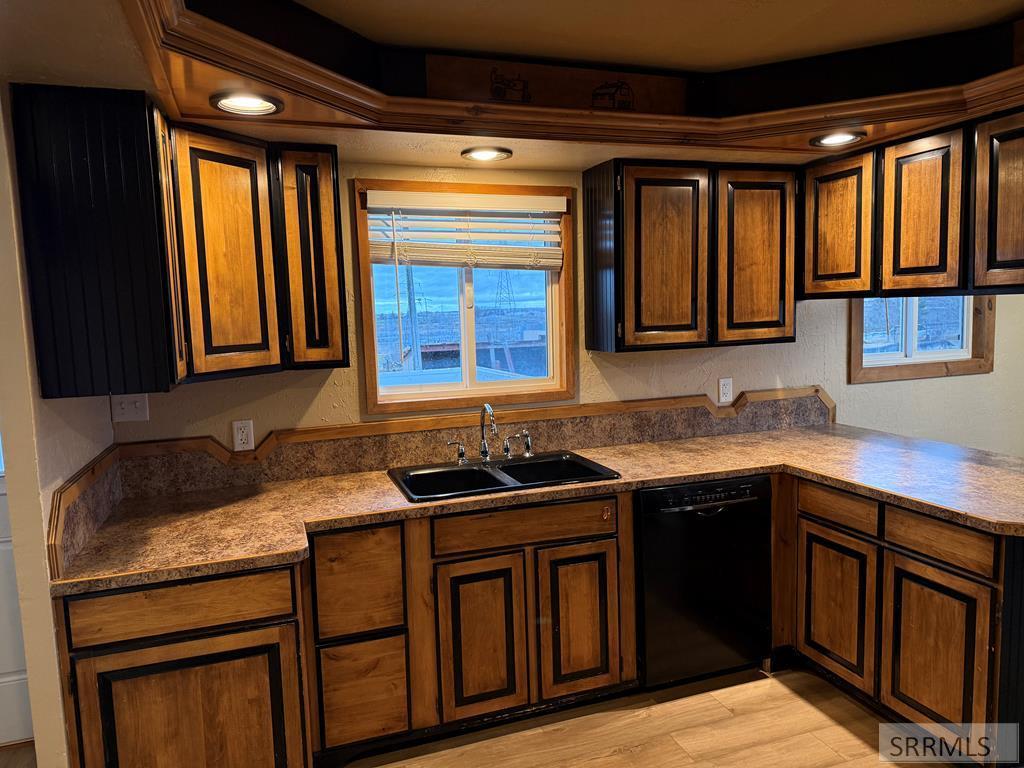 MLS #2181184 image #0