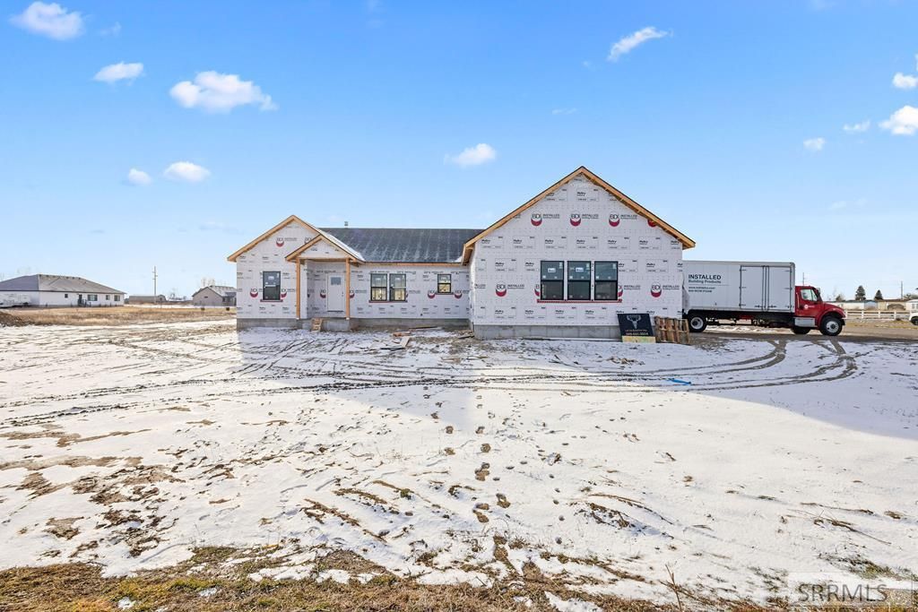 MLS #2181514 image #0