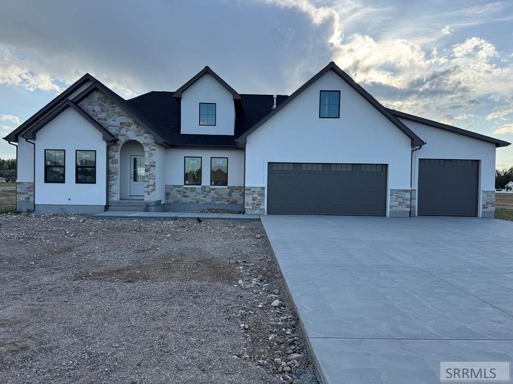 MLS #2181786 image #0