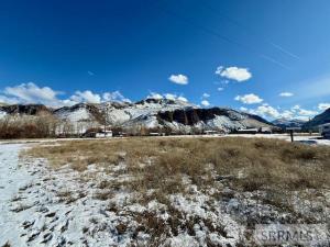 MLS #2182116 image #0
