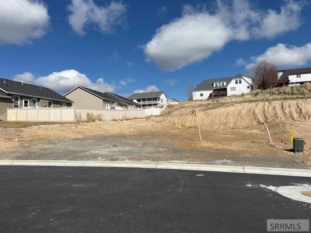 MLS #2184530 image #0