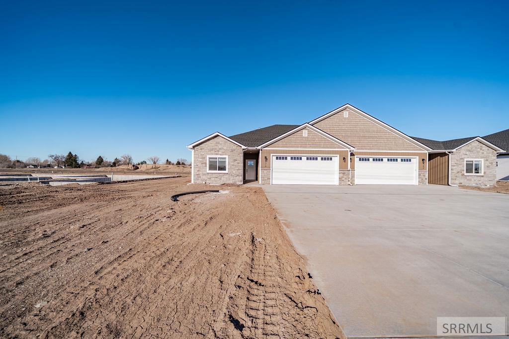 MLS #2184904 image #0