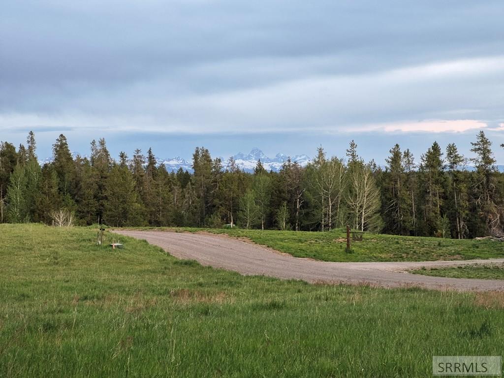 MLS #2184996 image #0
