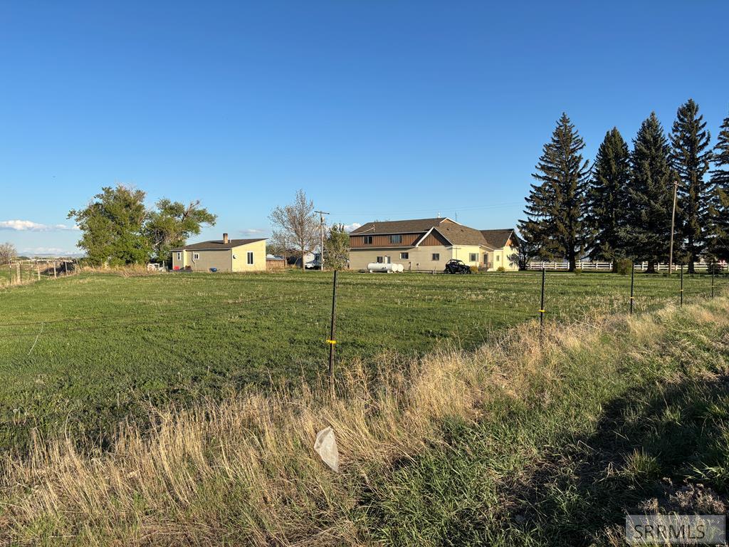 MLS #2185090 image #0