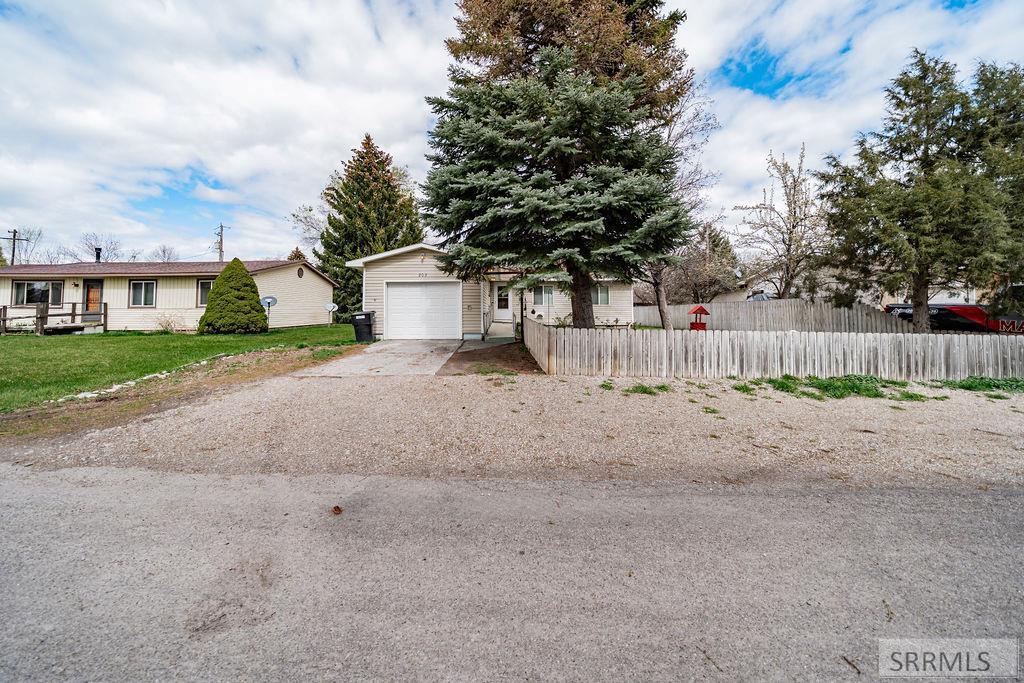 MLS #2185379 image #0