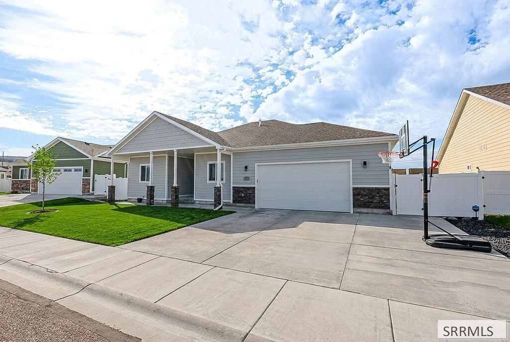 MLS #2185414 image #0
