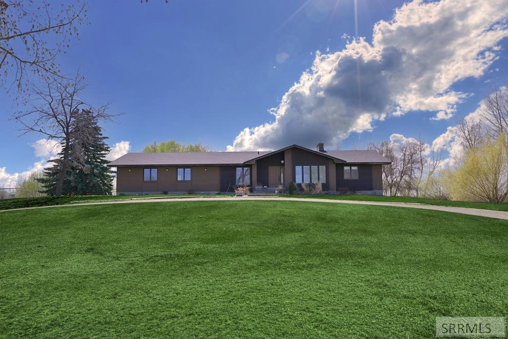 MLS #2185431 image #0