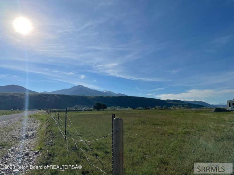 MLS #2186042 image #0