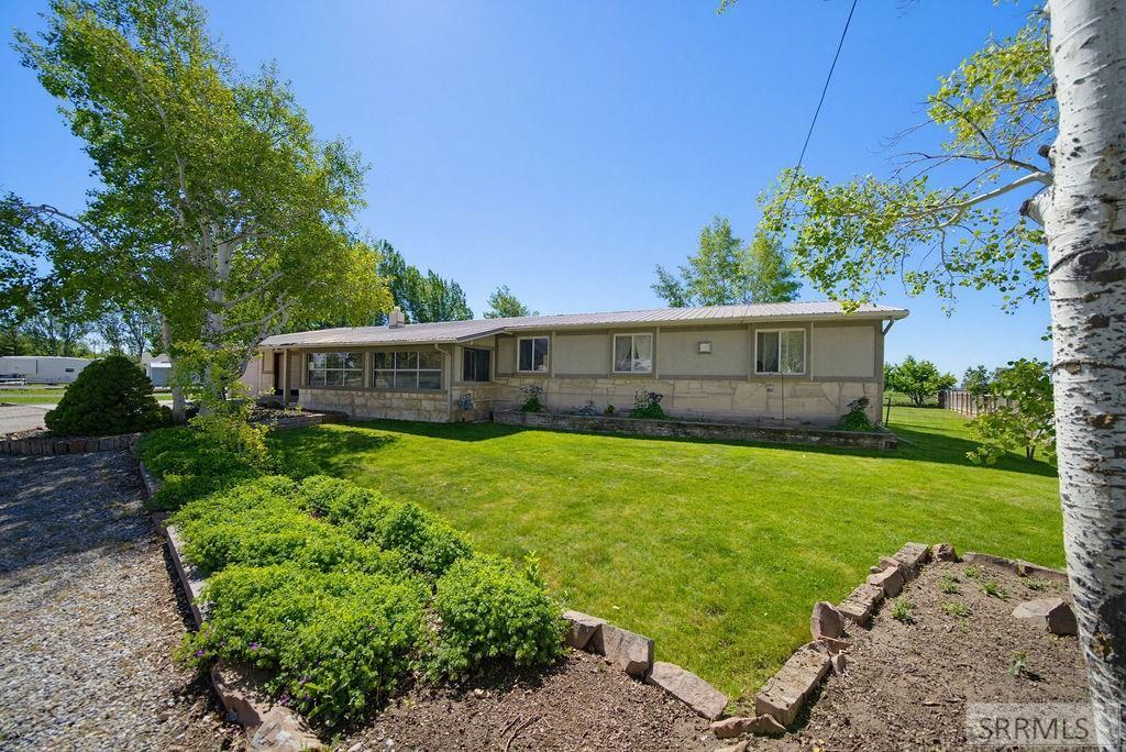 MLS #2186808 image #0