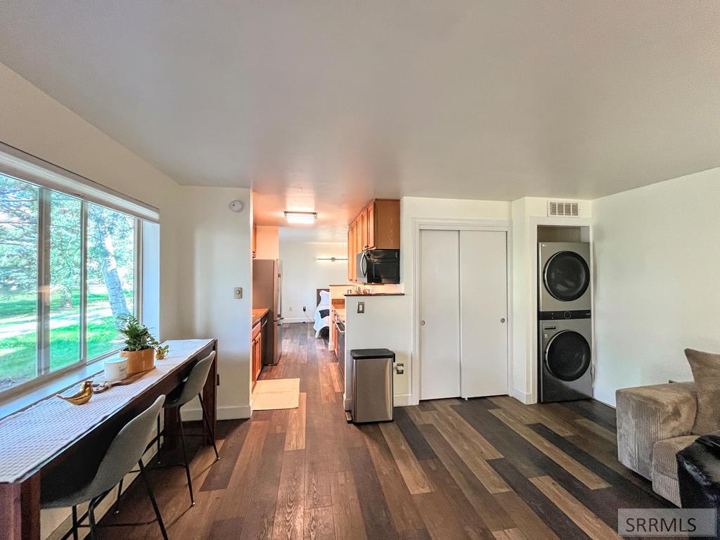 MLS #2186827 image #0