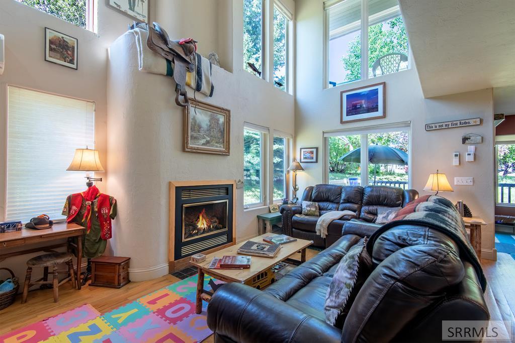 MLS #2187205 image #0