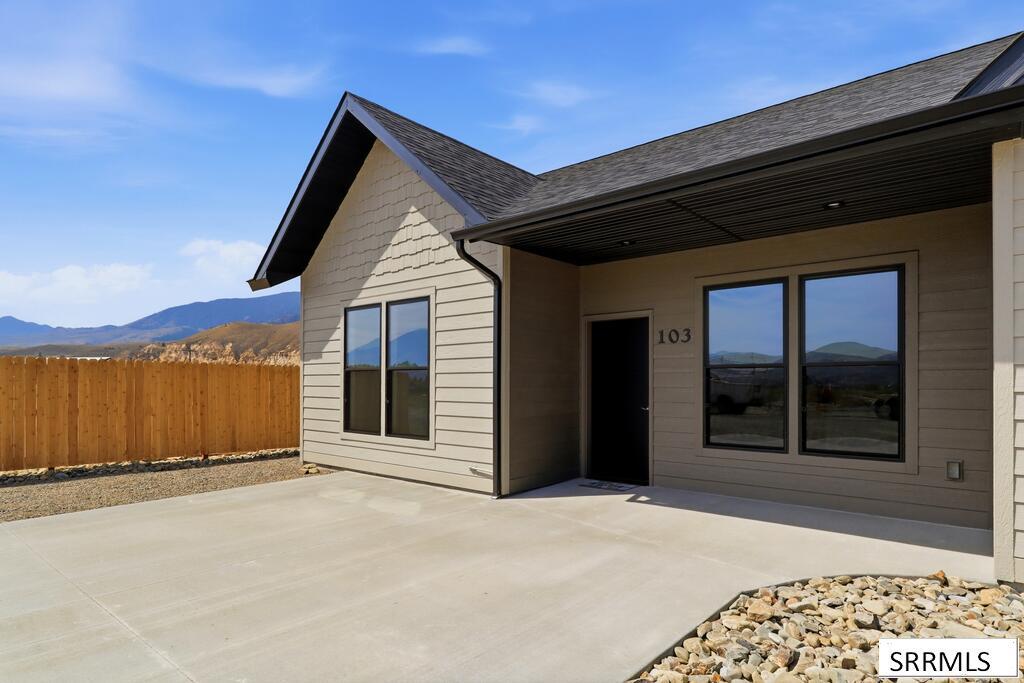 MLS #2187542 image #0