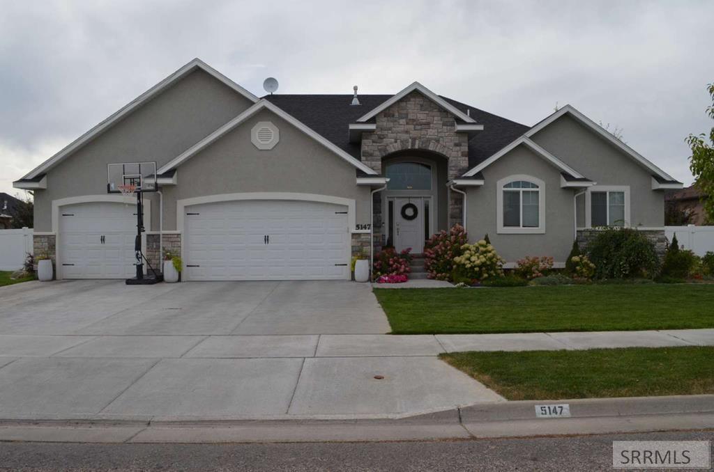 MLS #2187734 image #0
