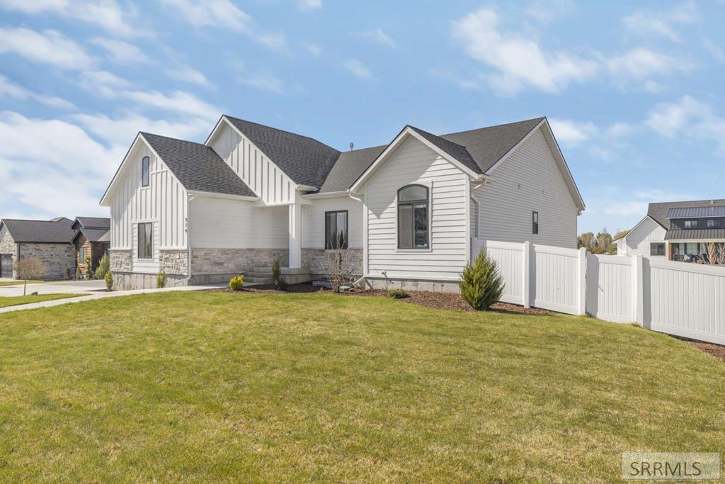 MLS #2187827 image #0