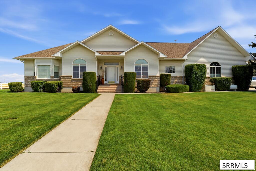MLS #2188399 image #0