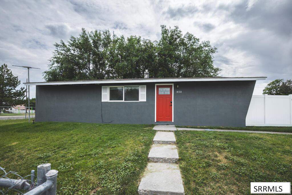 MLS #2188518 image #0