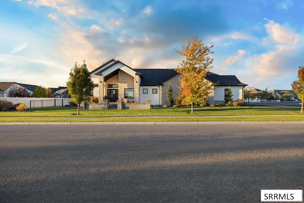 MLS #2188600 image #0