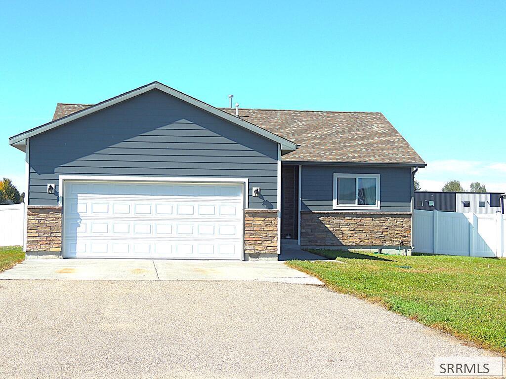 MLS #2188944 image #0