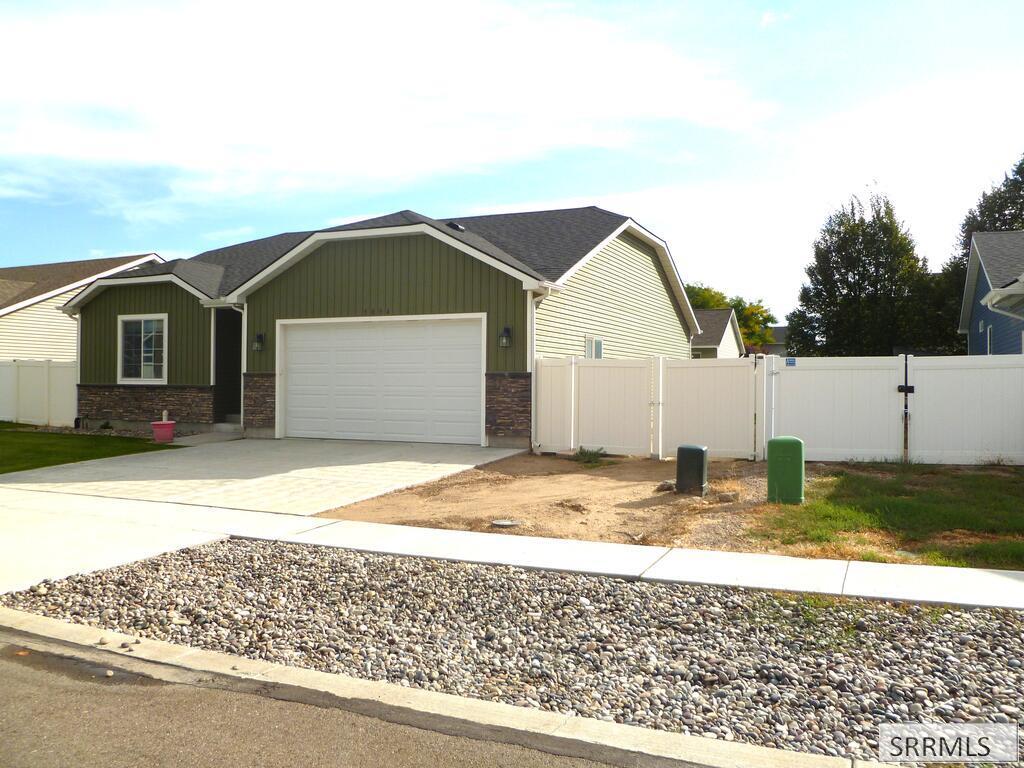 MLS #2189364 image #0