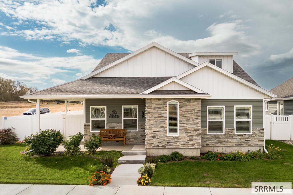 MLS #2189430 image #0