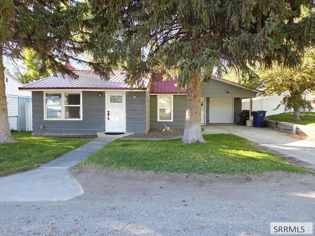 MLS #2189442 image #0