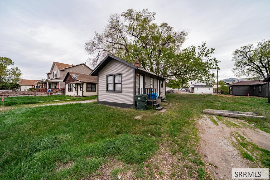MLS #2189549 image #0