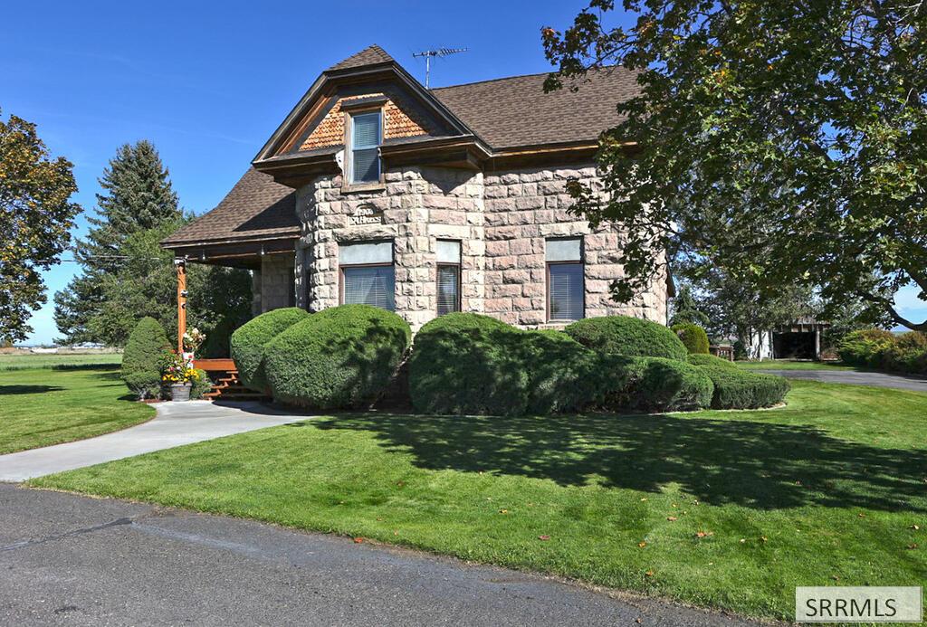 MLS #2189586 image #0