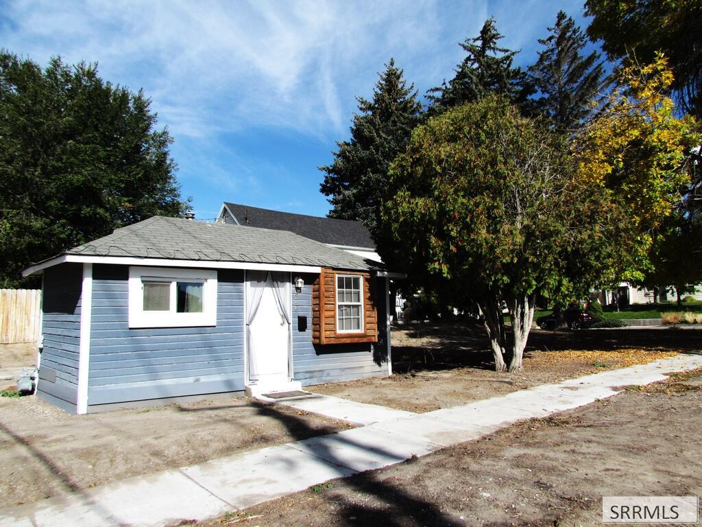 MLS #2189634 image #0